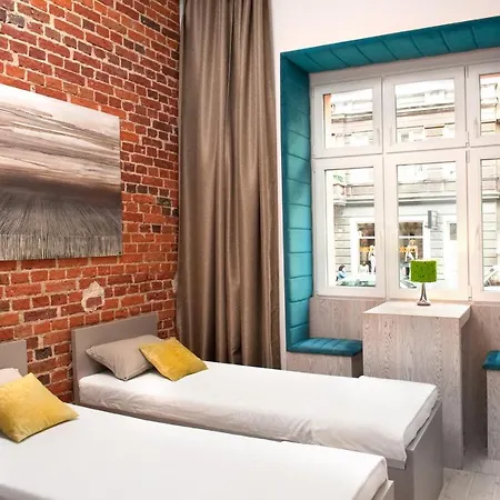 Hostel Moho M